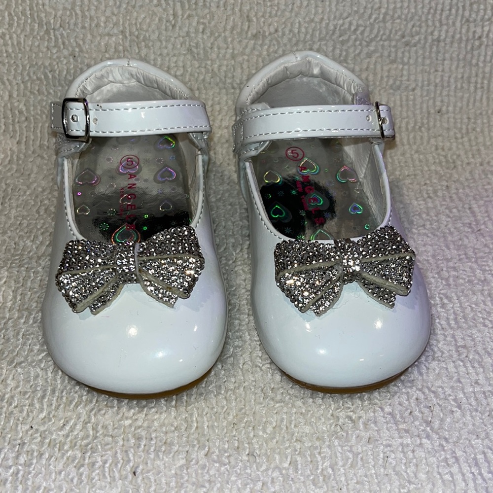 Girls Patent Leather Dress Shoes- Size 5